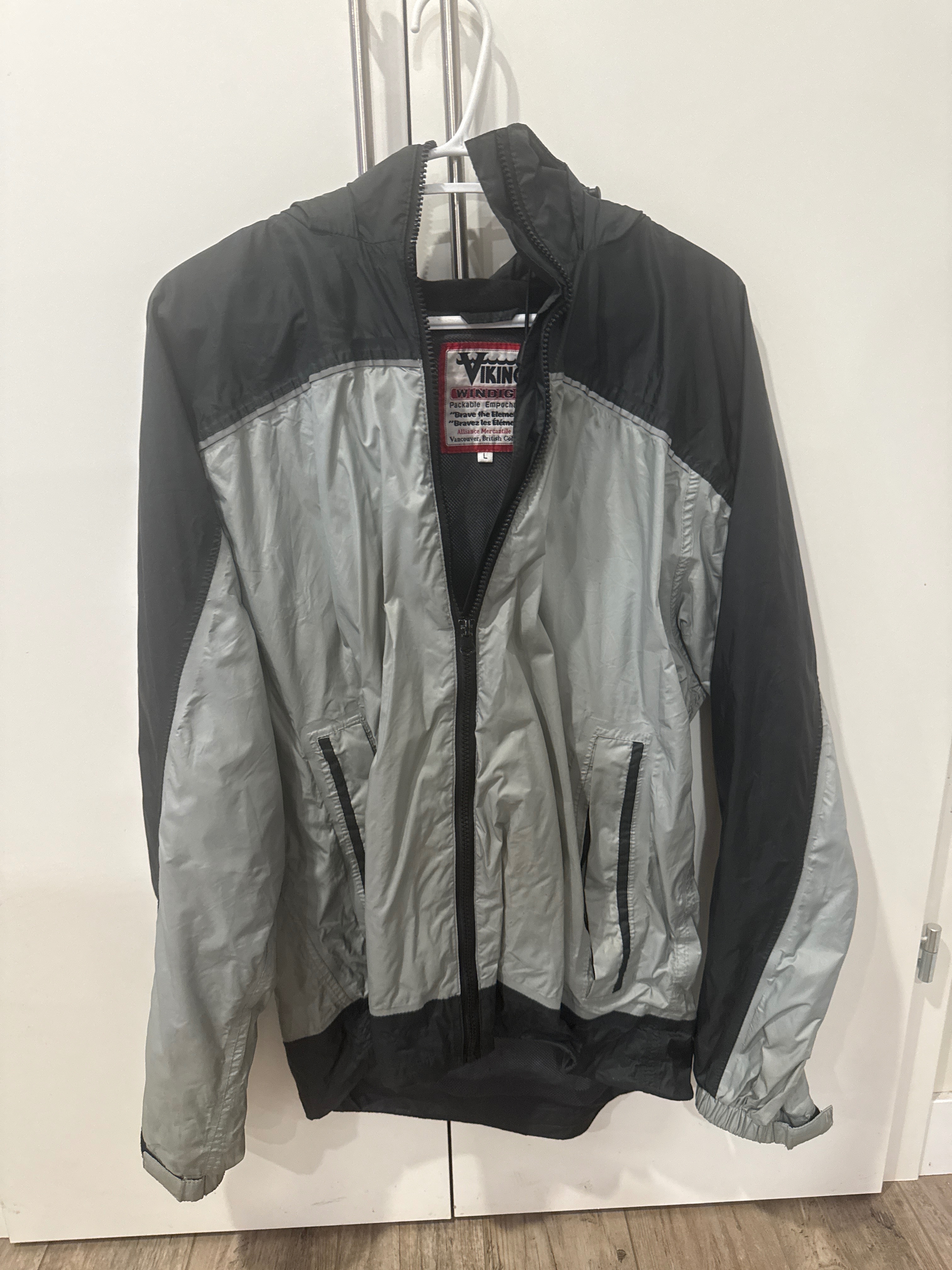 Viking Windigo Packable Jacket – Large