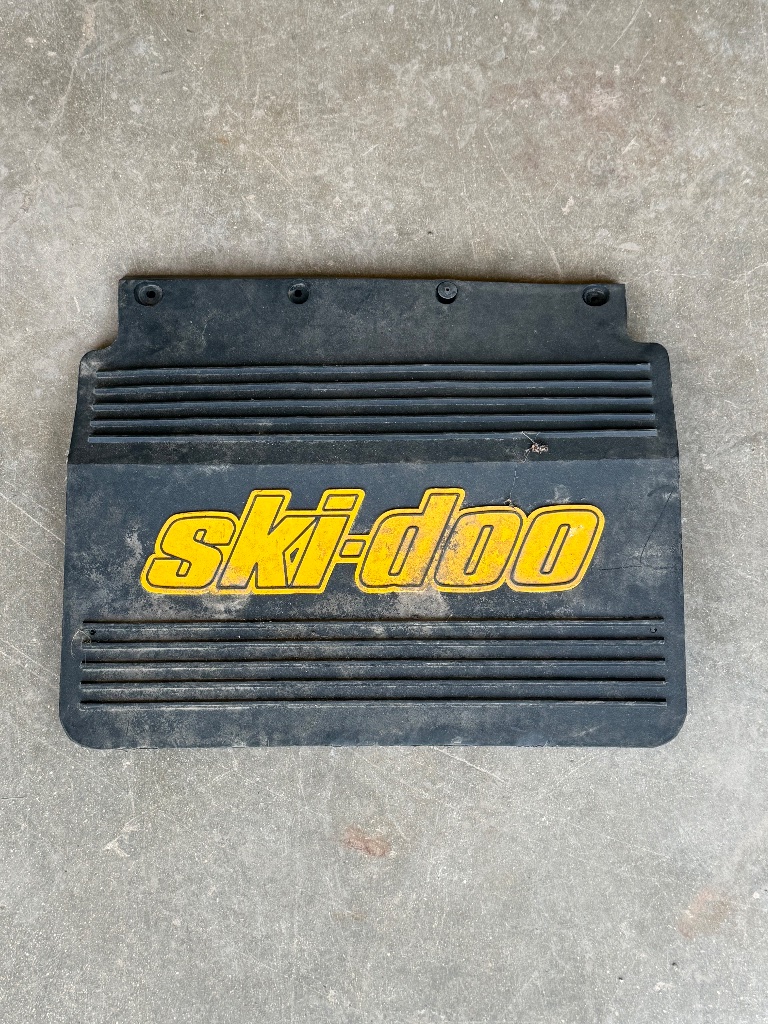 (1) Ski-Doo snowmobile snowflap