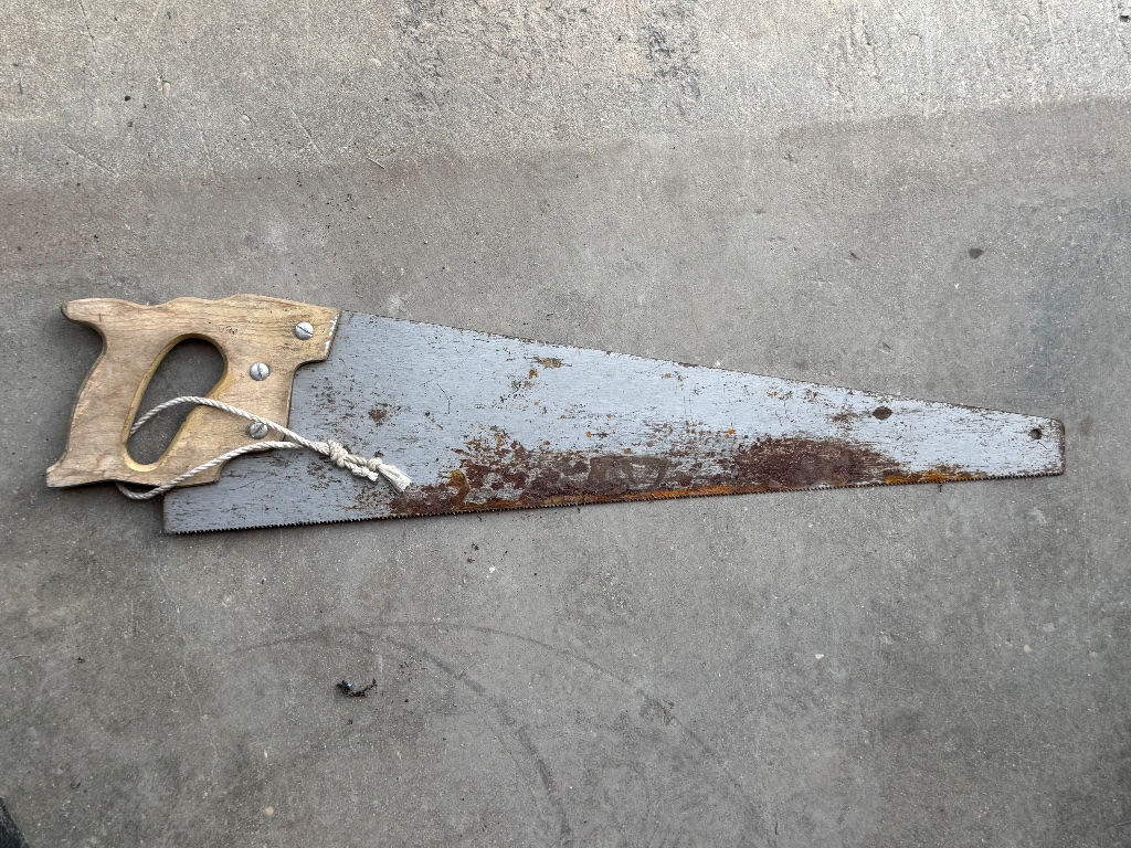 (1) Hand saw