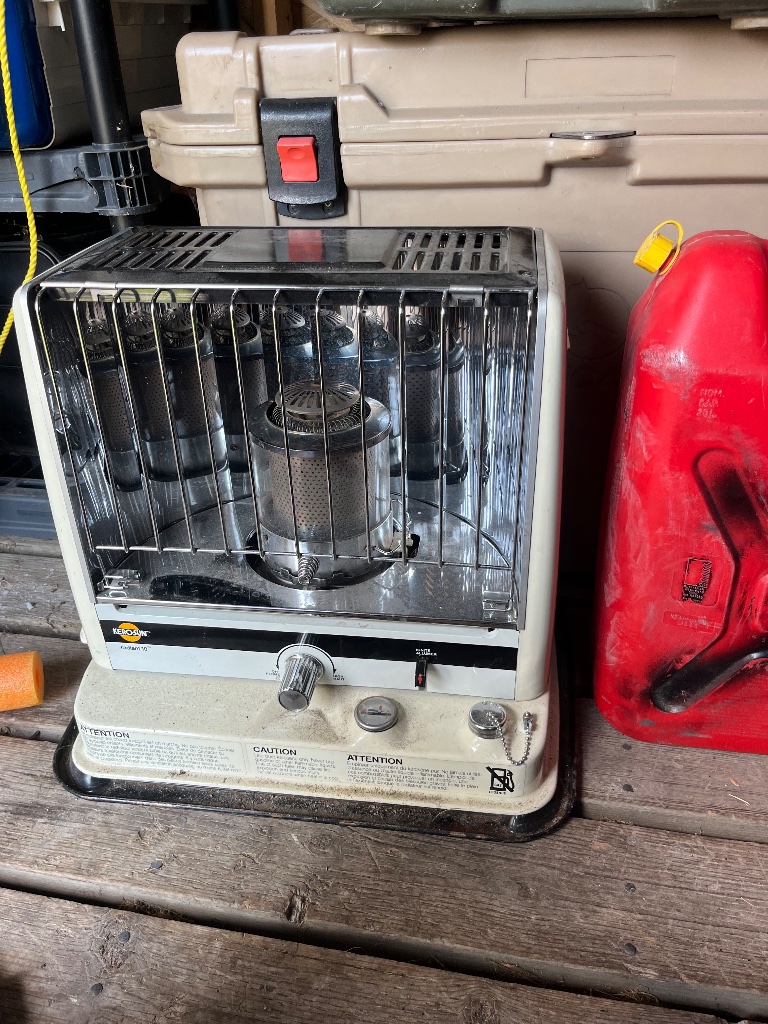 Kerosene heater