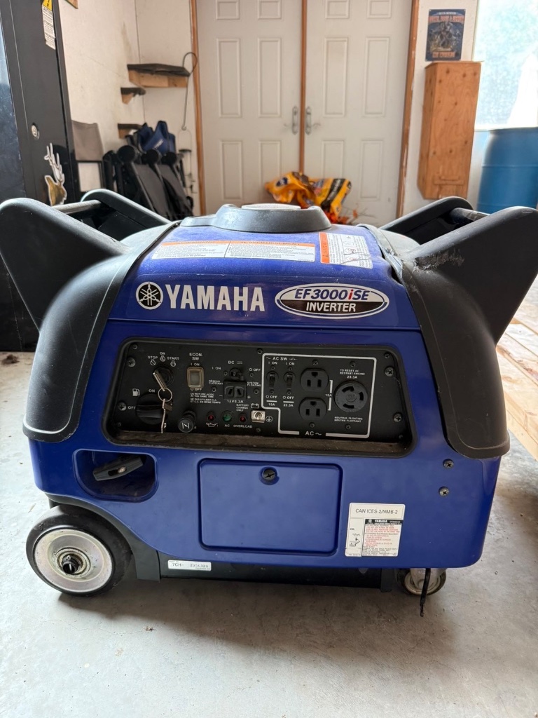 Yamaha EF3000iSE inverter / Generator