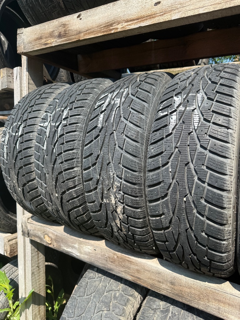 (4) Tiger Paw Ice & Snow 3 tires, 215/65R17